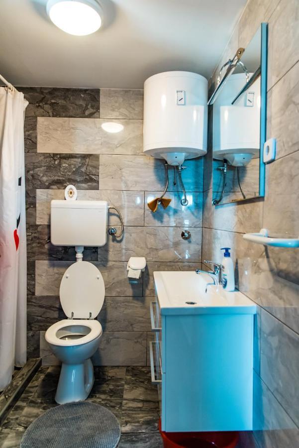 Ella Apartment Lukovo Šugarje Exterior foto